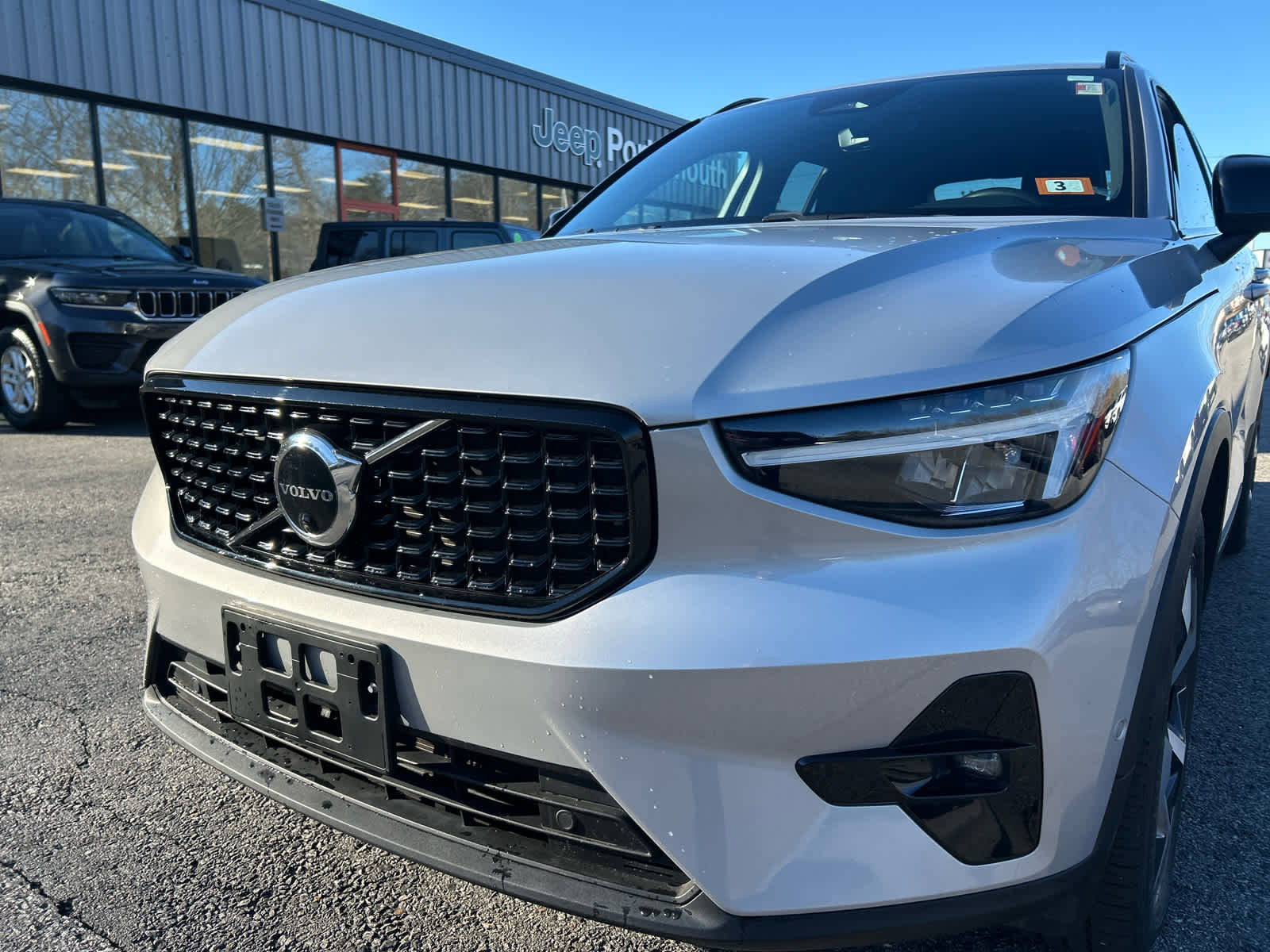 Used 2023 Volvo XC40 B5 Plus w/ Driver Assist Package image 13