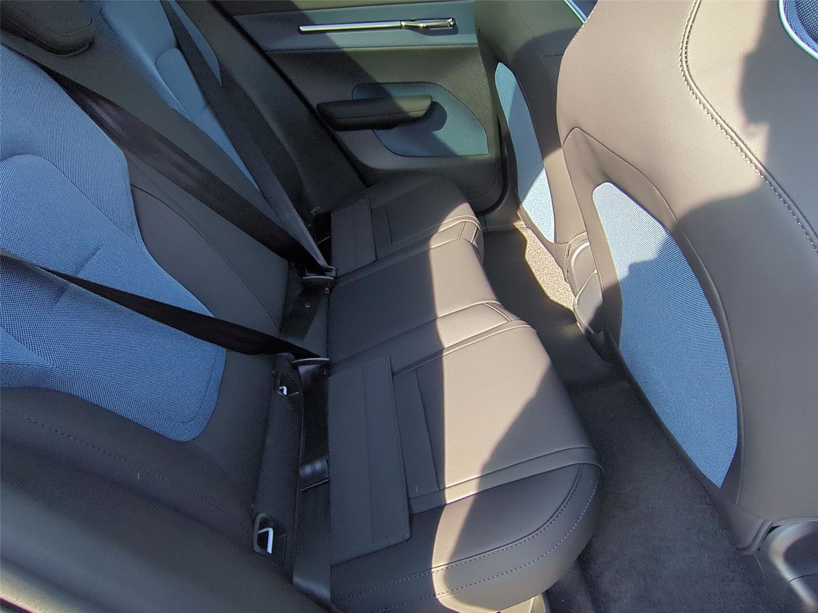 New 2026 Volvo EX30 Cross Country Ultra w/ Protection Package Premier image 19