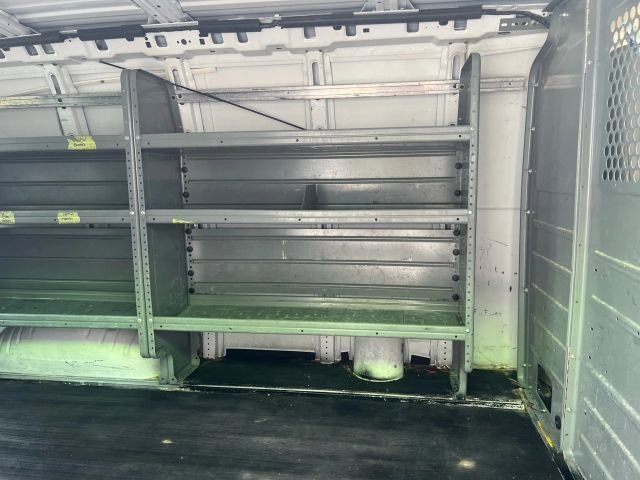 Used 2013 Chevrolet Express 2500 image 10