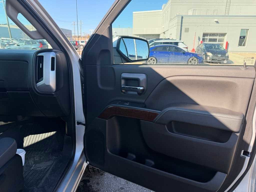 Used 2019 GMC Sierra 1500 SLE w/ SLE Value Package image 10