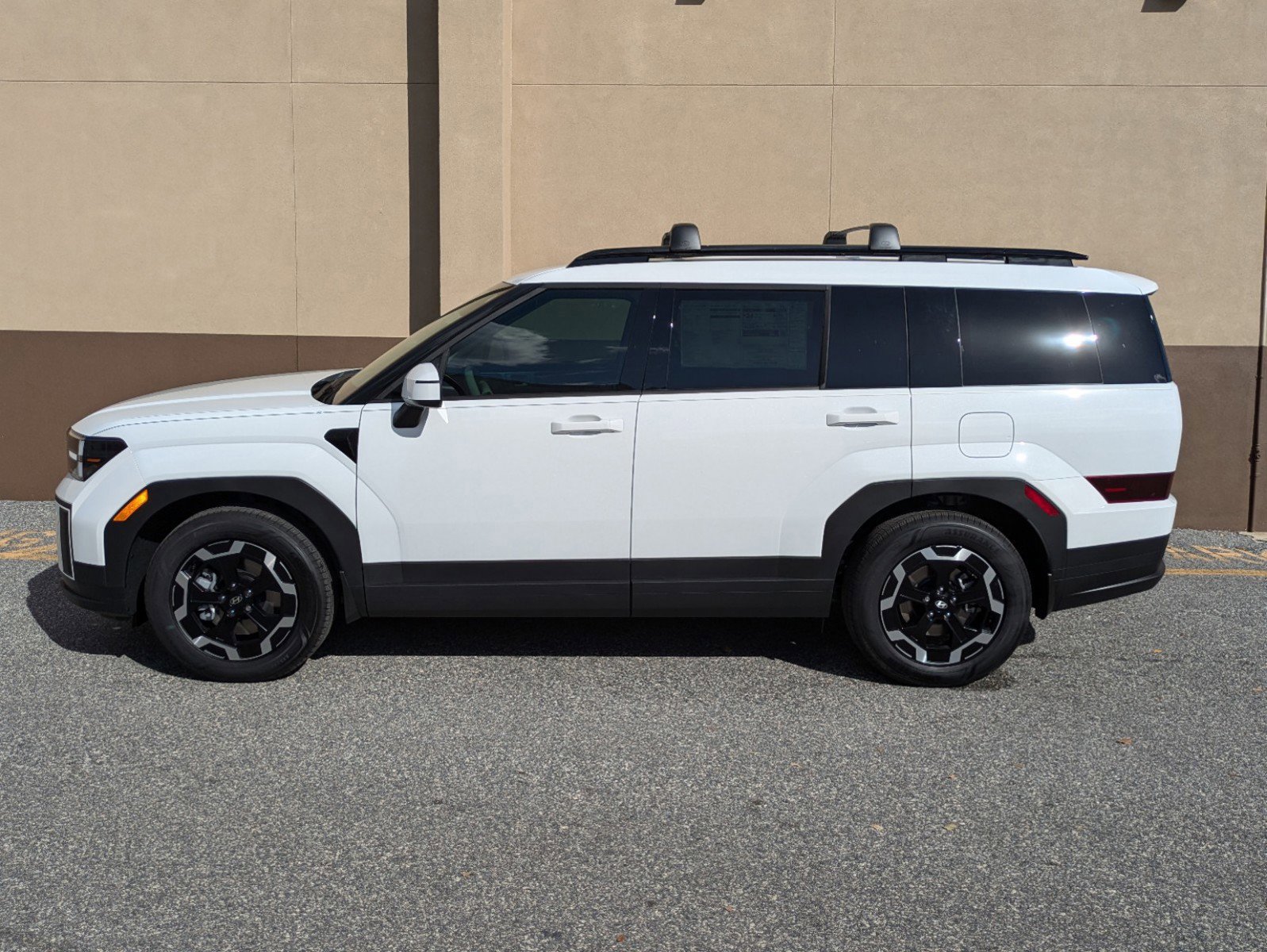 Used 2025 Hyundai Santa Fe SEL image 7