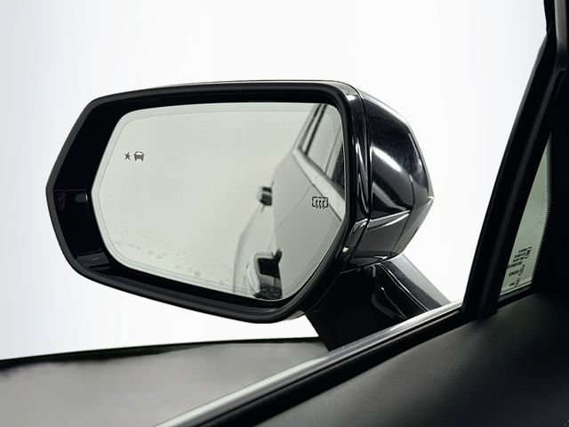 Used 2024 Cadillac XT4 Premium Luxury w/ Technology Package image 37