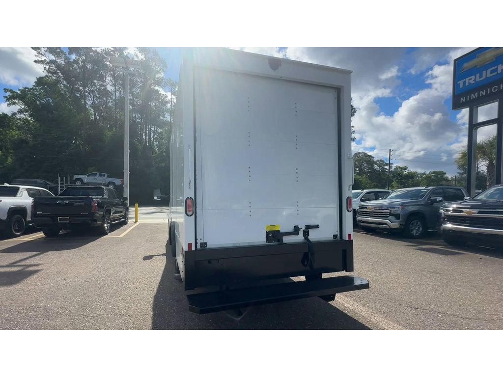 New 2025 Chevrolet Express 3500 w/ Power Convenience Package image 4