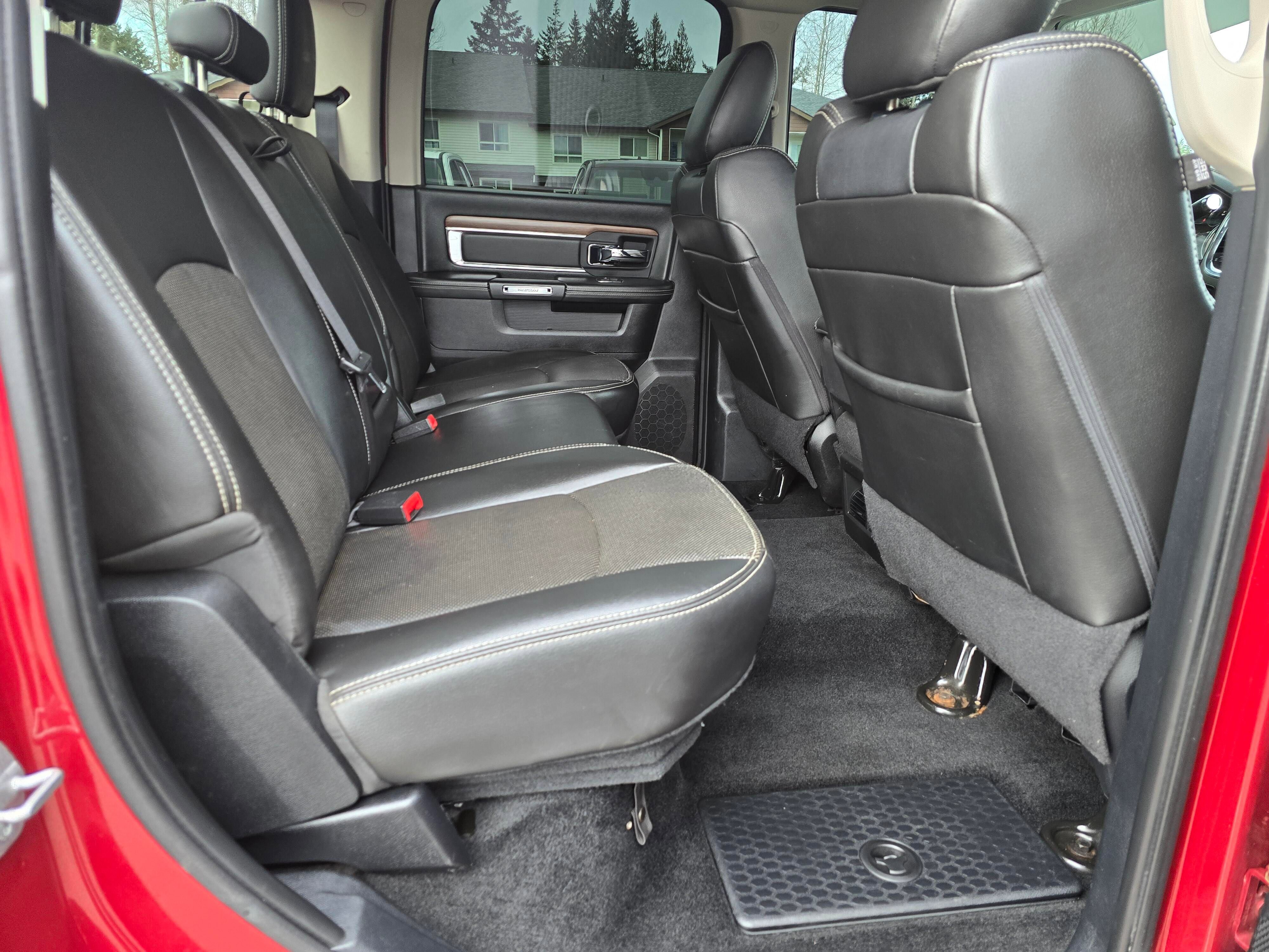 Used 2014 RAM 2500 Laramie image 29