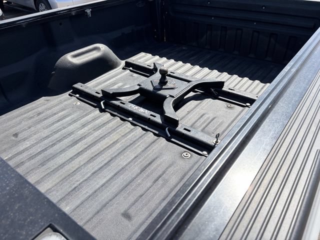 Used 2012 Ford F350 XLT w/ XLT Interior Pkg RWD image 24