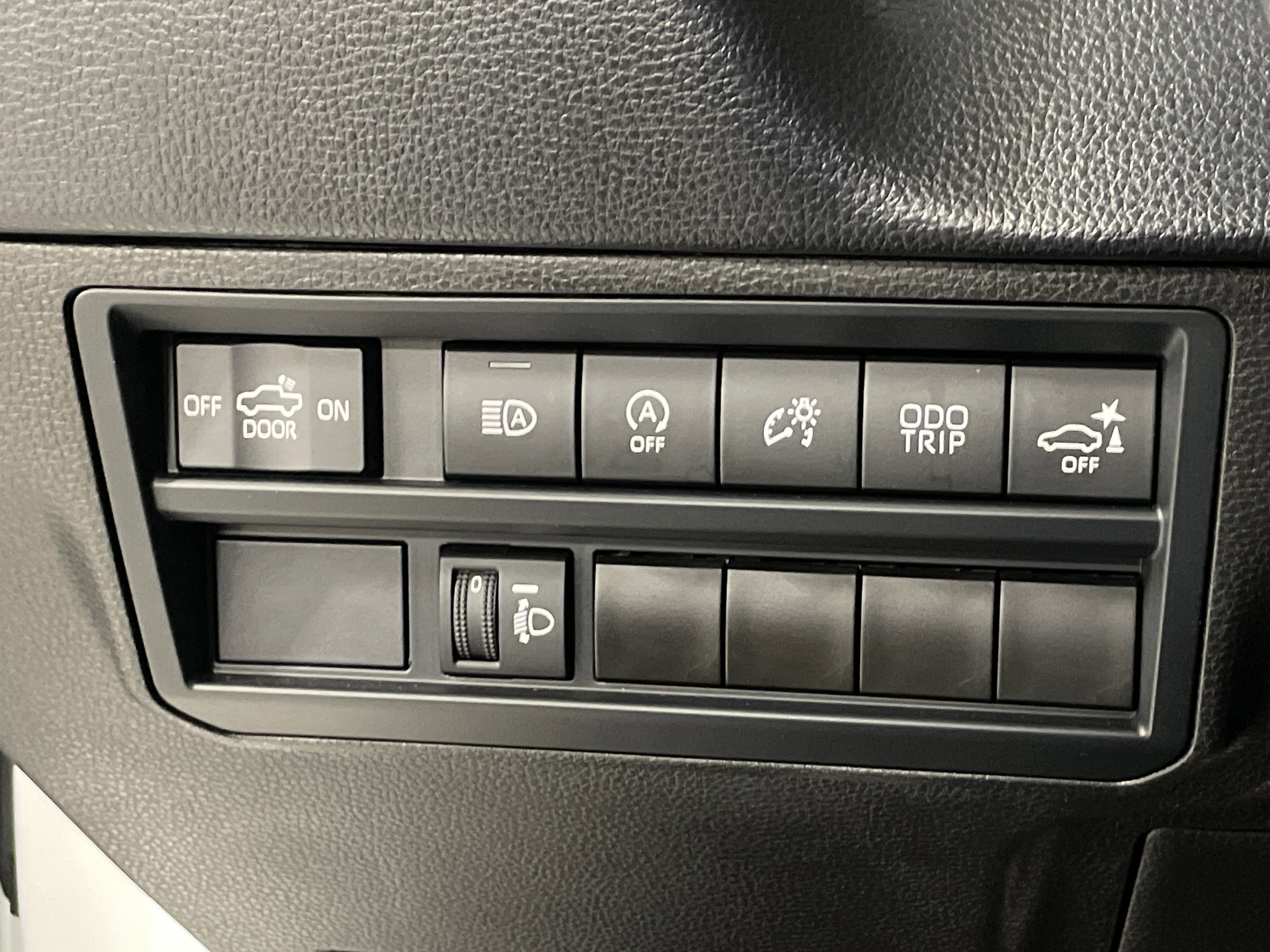 Used 2024 Toyota Tundra SR5 w/ SR5 Convenience Package RWD image 29