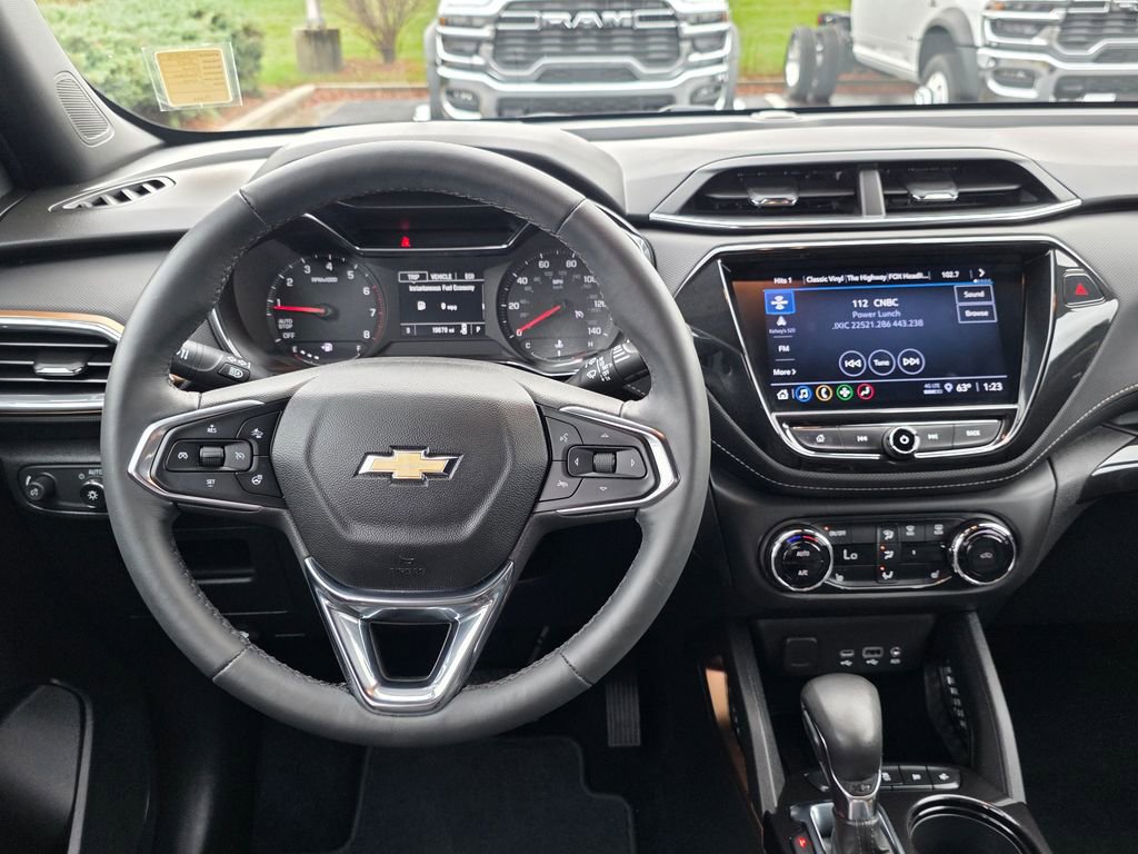 Used 2023 Chevrolet TrailBlazer ACTIV w/ Convenience Package image 32