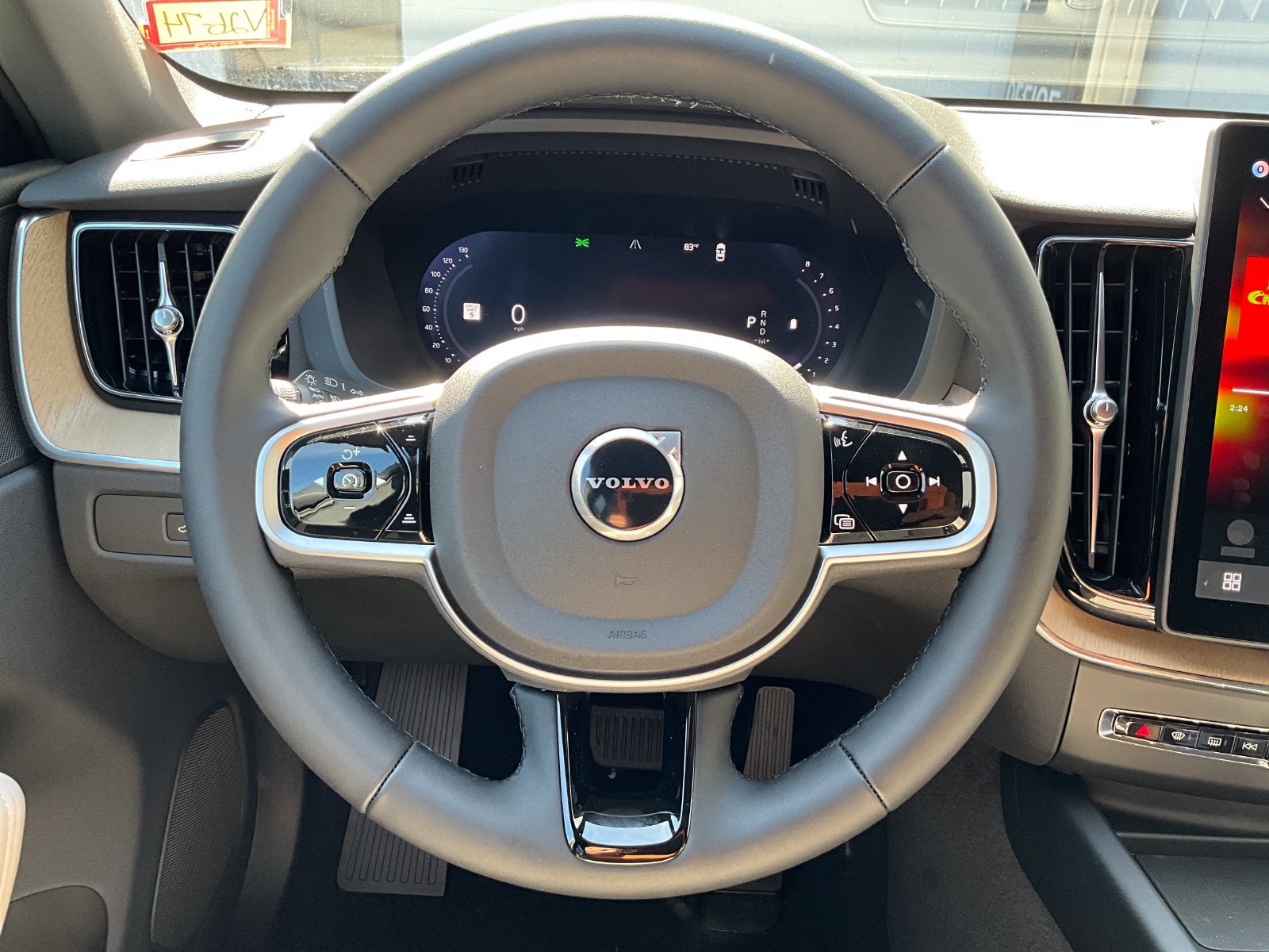 New 2026 Volvo XC60 B5 Plus w/ Climate Package AWD/4WD image 15
