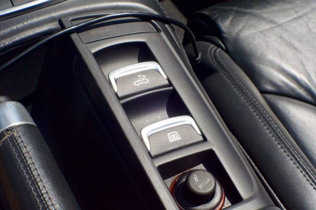 Used 2014 Audi R8 V8 w/ Convenience Package AWD/4WD image 38