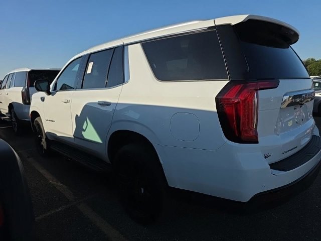 Used 2023 GMC Yukon SLE w/ Gmc Pro Safety Plus Package AWD/4WD image 13