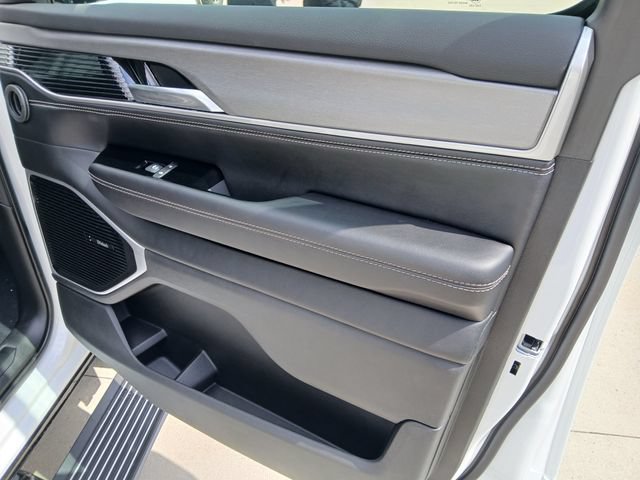 New 2026 Jeep Grand Wagoneer Limited AWD/4WD image 26