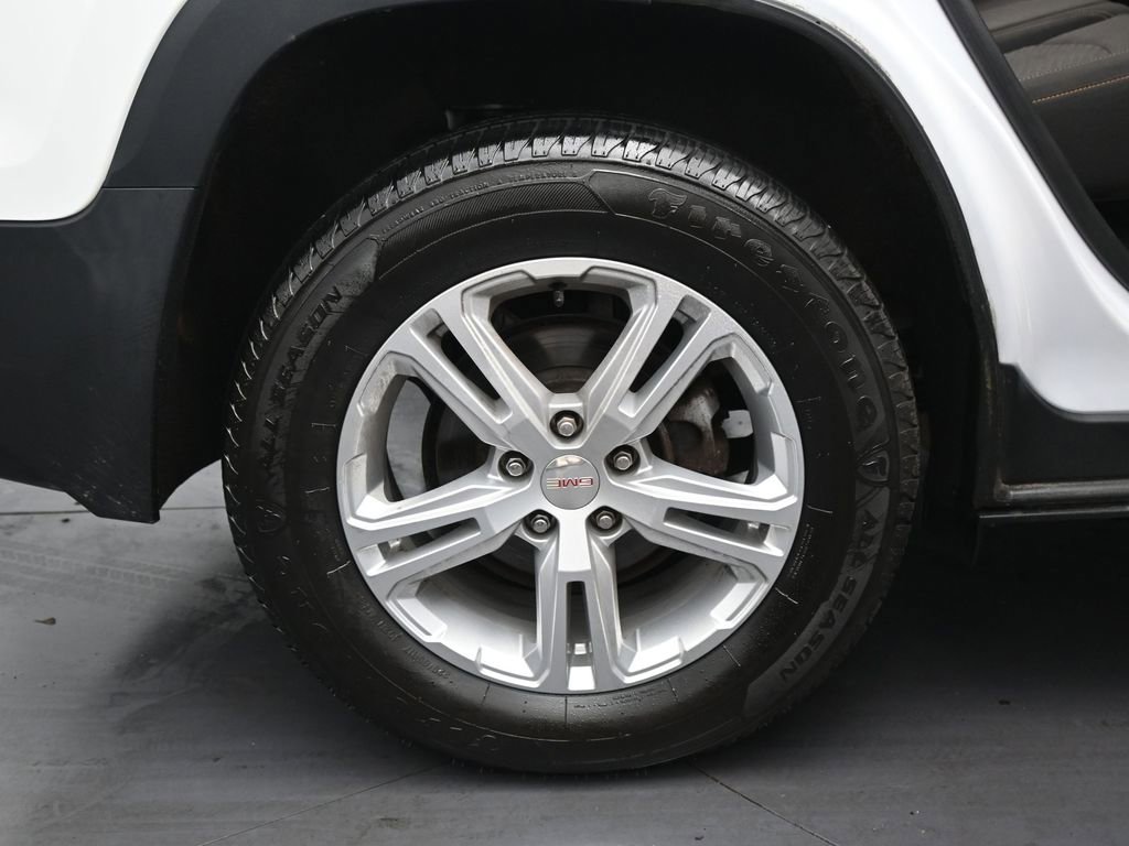 Used 2020 GMC Terrain SLE image 32