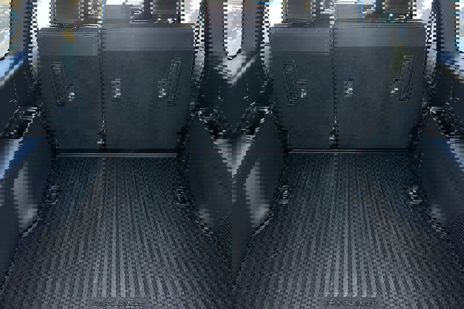 Used 2024 Toyota Land Cruiser w/ Premium Package image 17