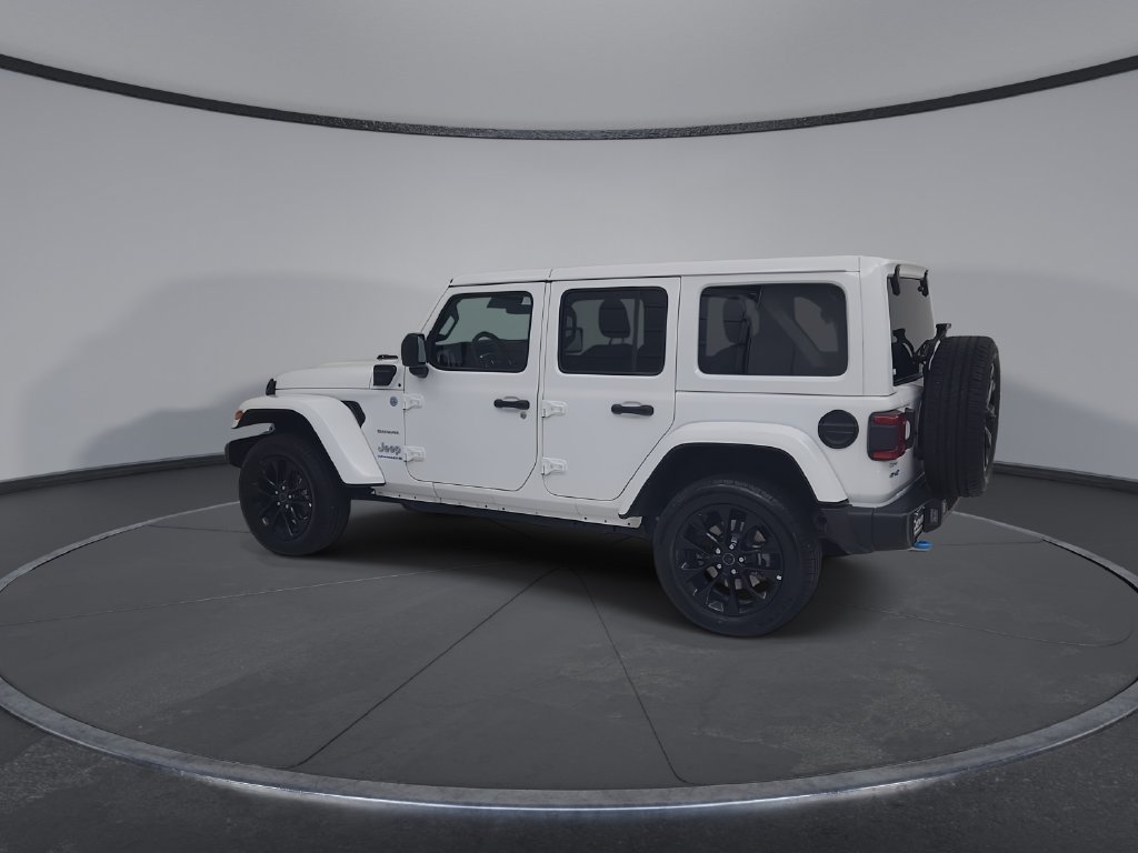 Certified 2024 Jeep Wrangler Unlimited Sahara AWD/4WD image 11