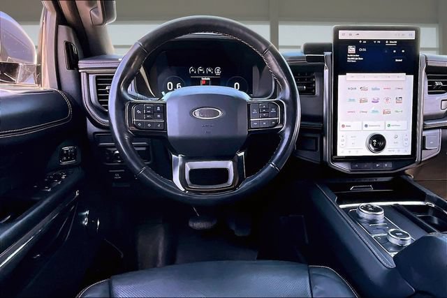 Used 2022 Ford Expedition Max Platinum AWD/4WD image 5