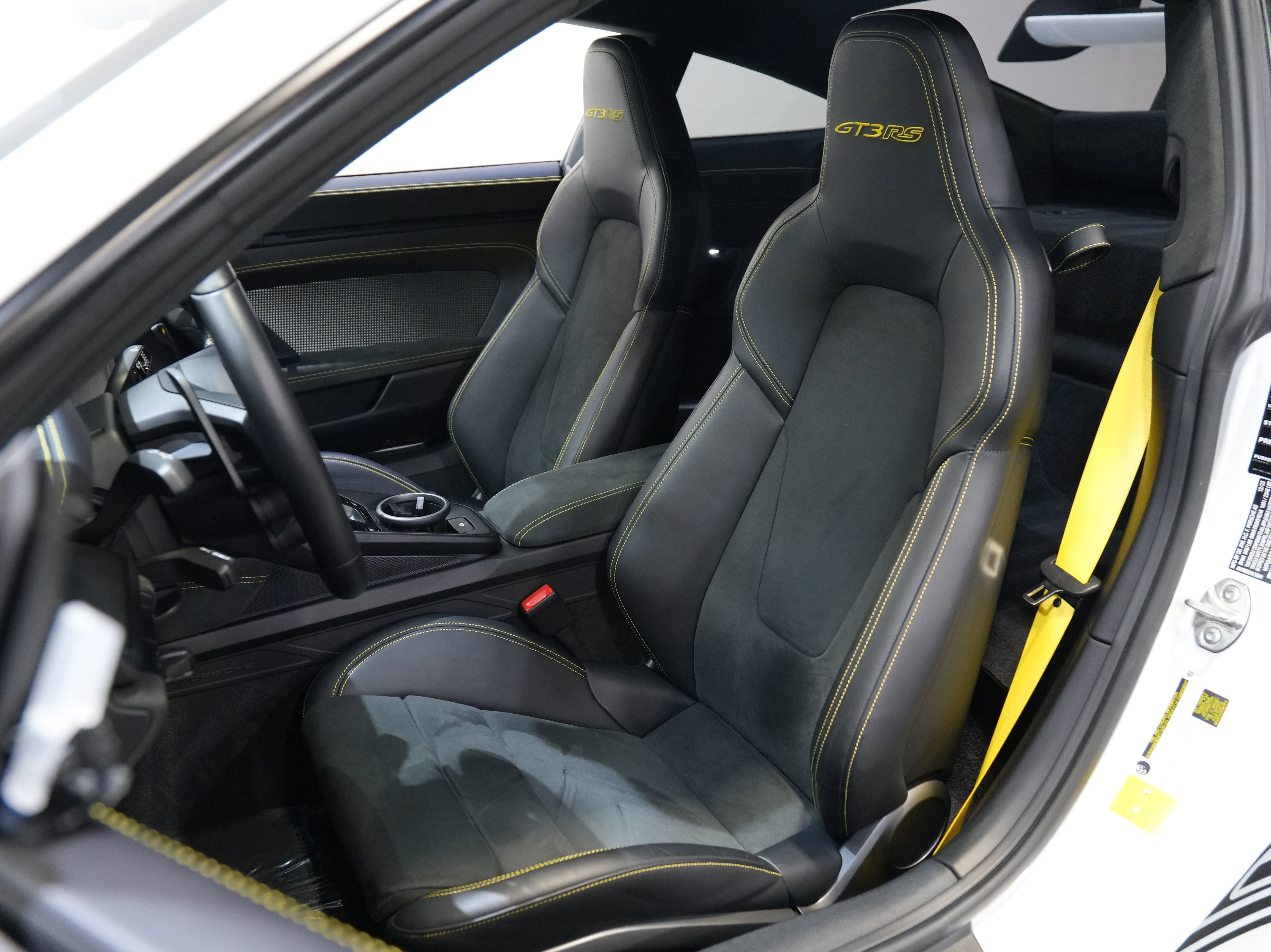 Used 2024 Porsche 911 GT3 RS image 34