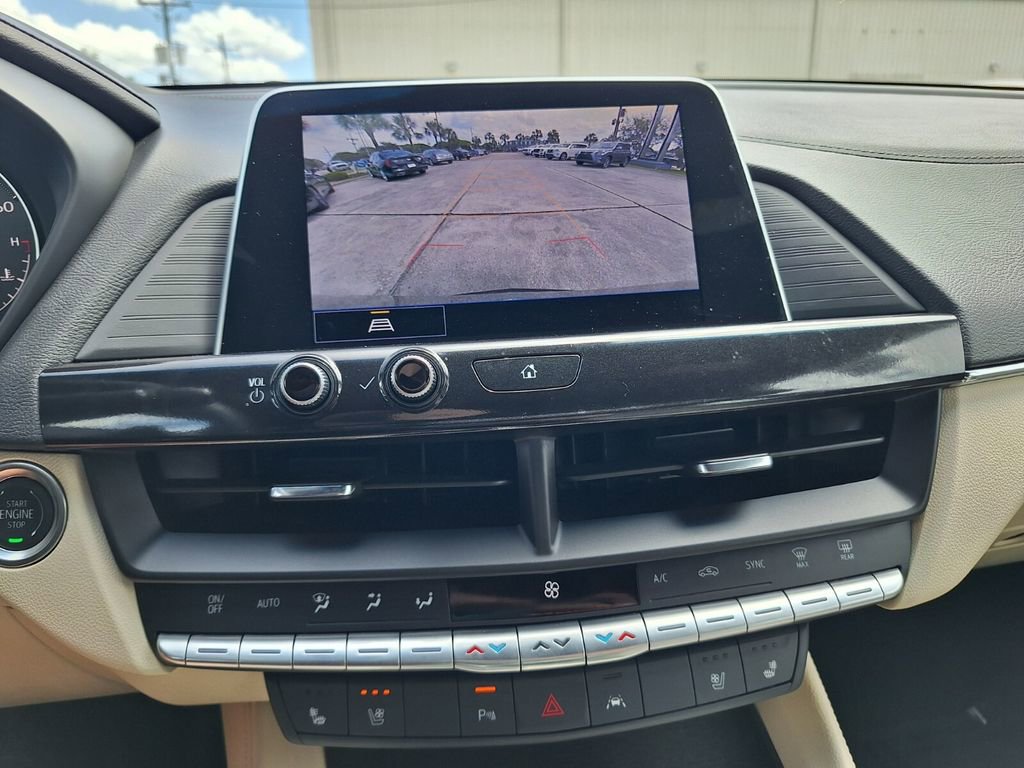Used 2025 Cadillac CT4 Premium Luxury RWD image 13