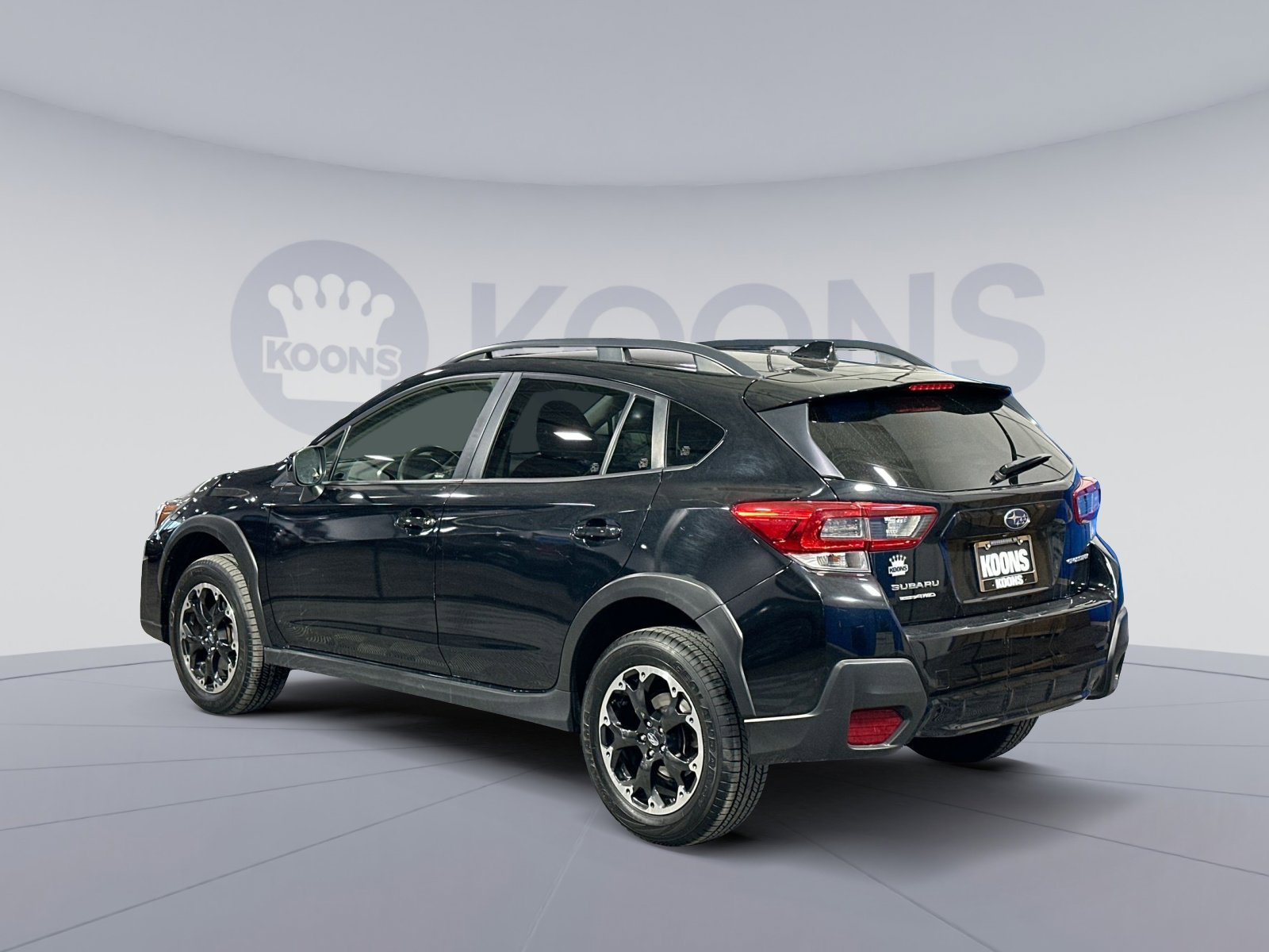 Used 2023 Subaru Crosstrek 2.0i Premium image 4