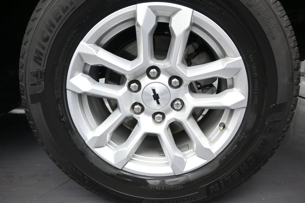 Used 2023 Chevrolet Silverado 1500 RST RWD image 10