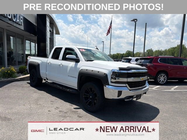 Used 2018 Chevrolet Silverado 1500 LT w/ All Star Edition AWD/4WD image 7
