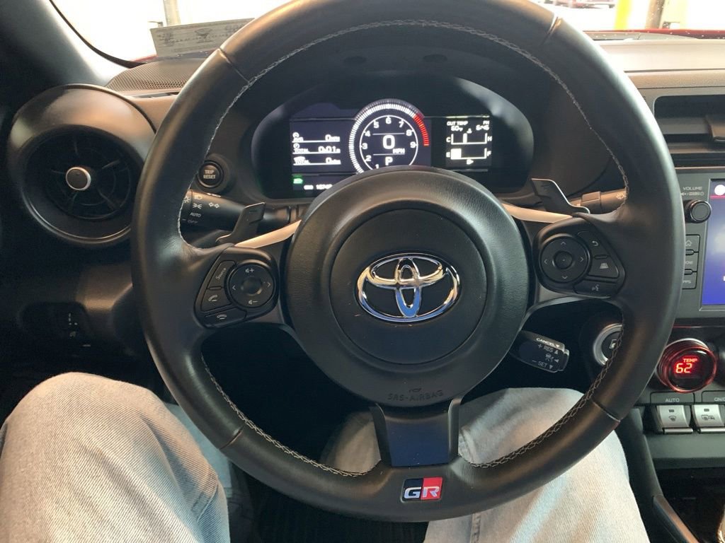 Used 2022 Toyota GR86 Premium w/ ALL Weather Mat Package (TMS) RWD image 4