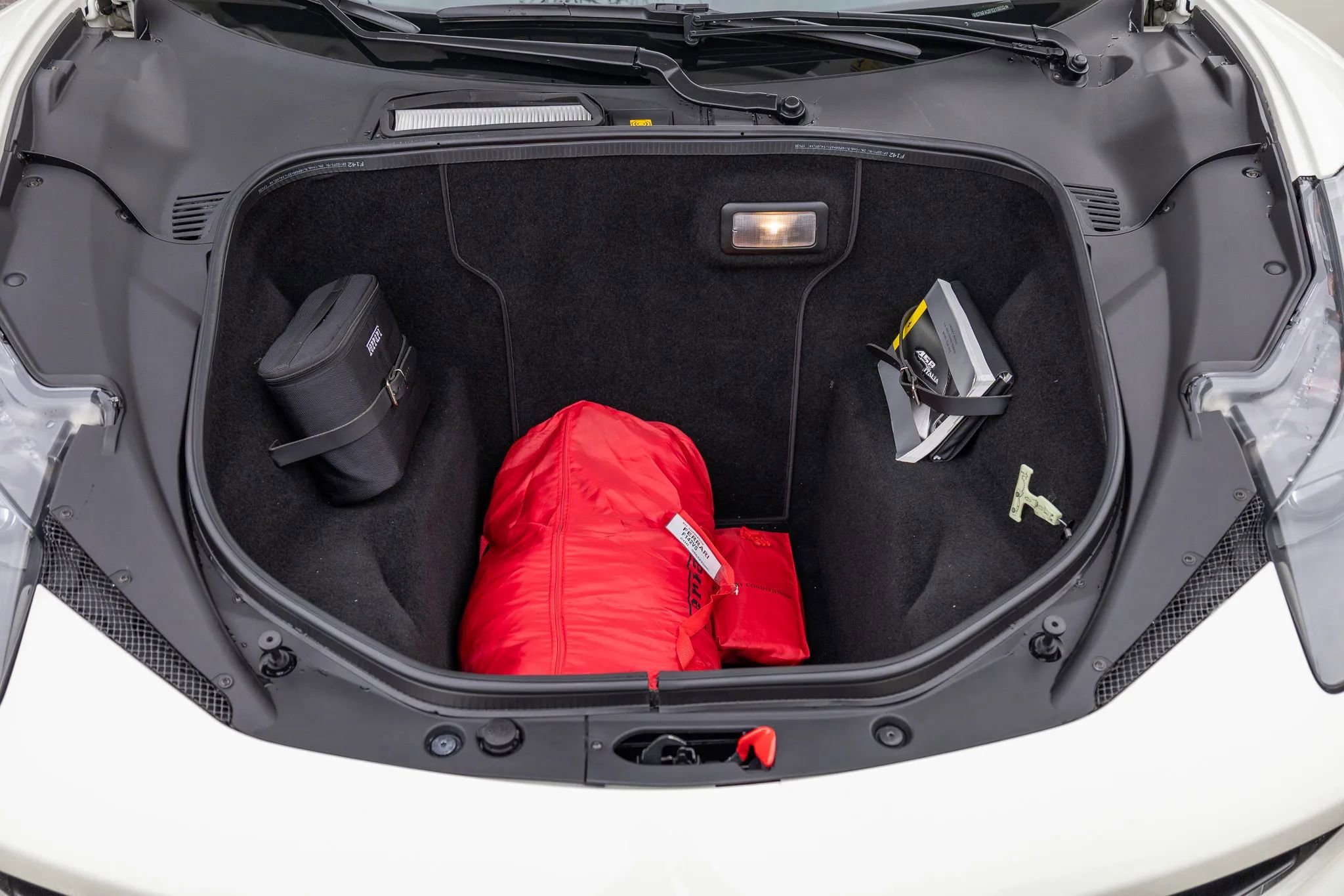 Used 2015 Ferrari 458 Italia Coupe 2D image 63