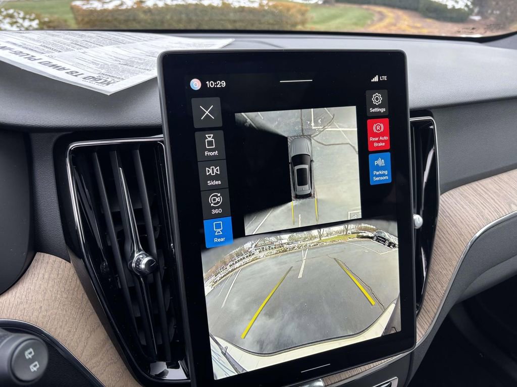 New 2026 Volvo XC60 T8 Plus w/ Protection Package Premier image 20