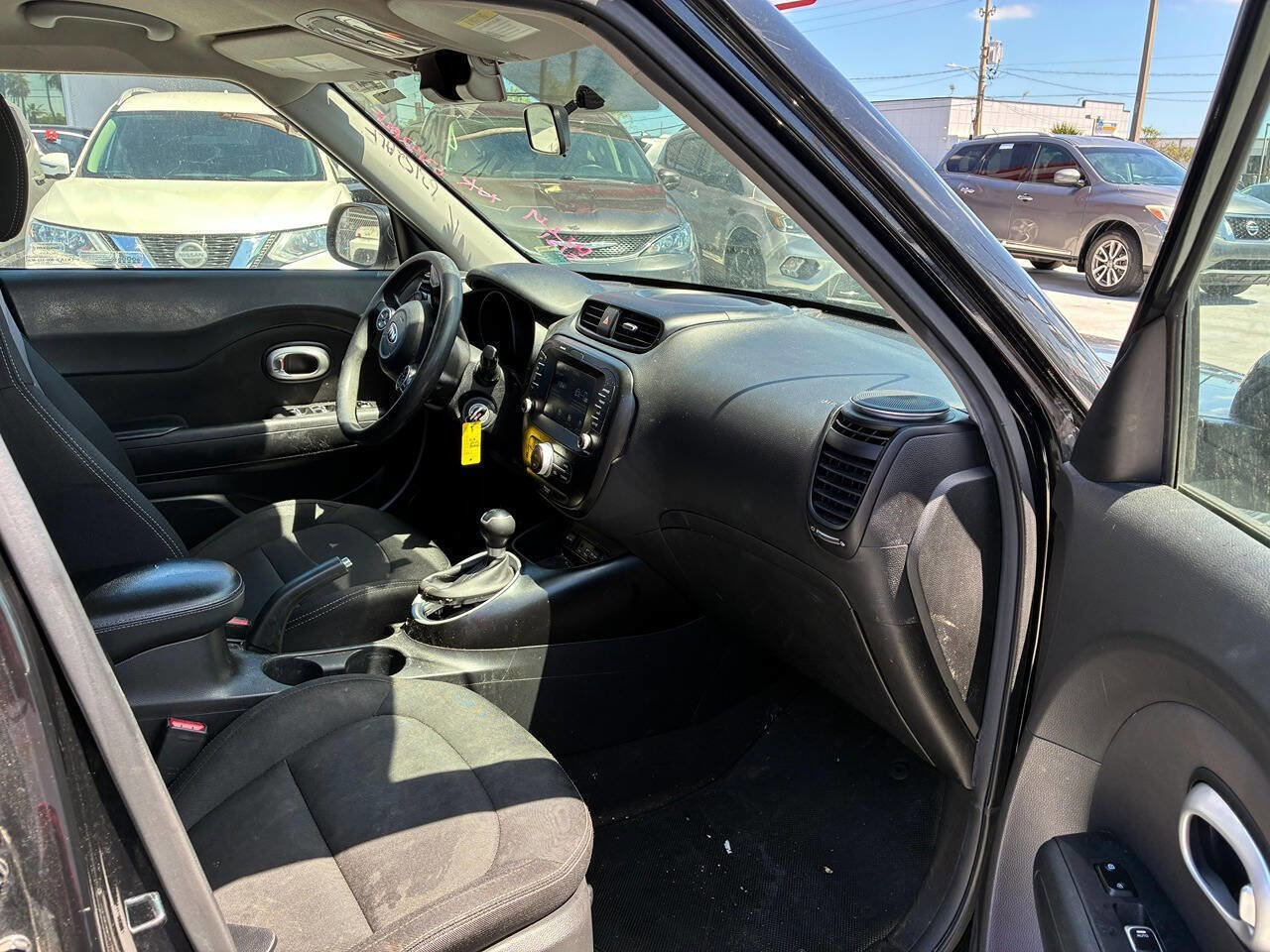 Used 2018 Kia Soul + FWD image 4
