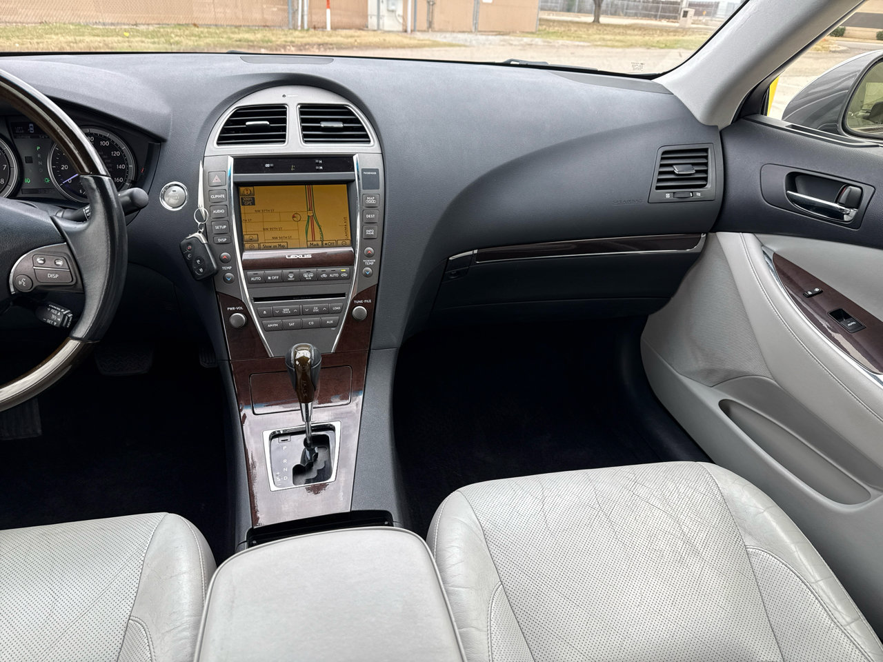 Used 2012 Lexus ES 350 image 40