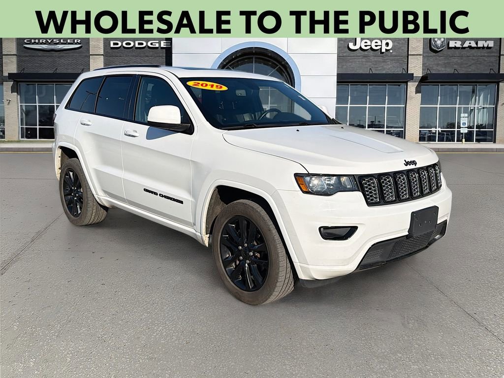 Used 2019 Jeep Grand Cherokee Altitude video 1