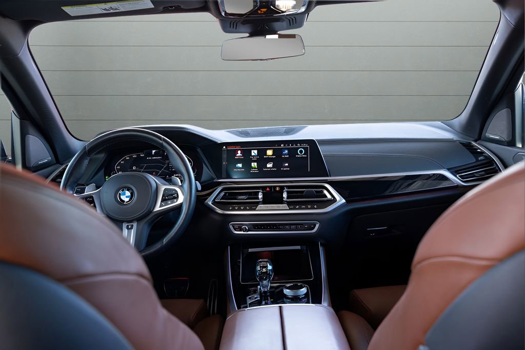 Used 2022 BMW X5 M50i w/ Executive Package AWD/4WD image 32