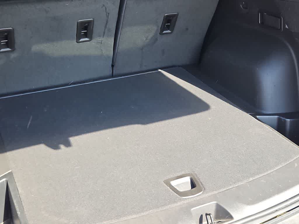 Used 2026 Chevrolet Blazer LT FWD image 23