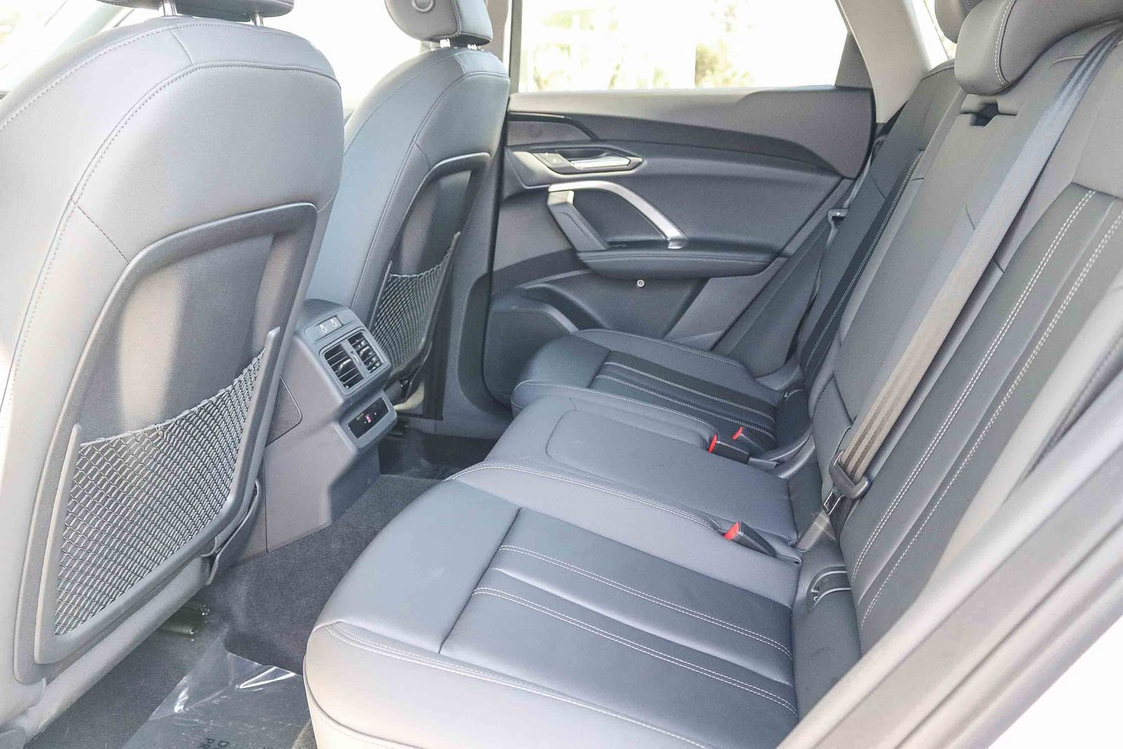 Certified 2025 Audi Q5 Premium w/ Convenience Package AWD/4WD image 19