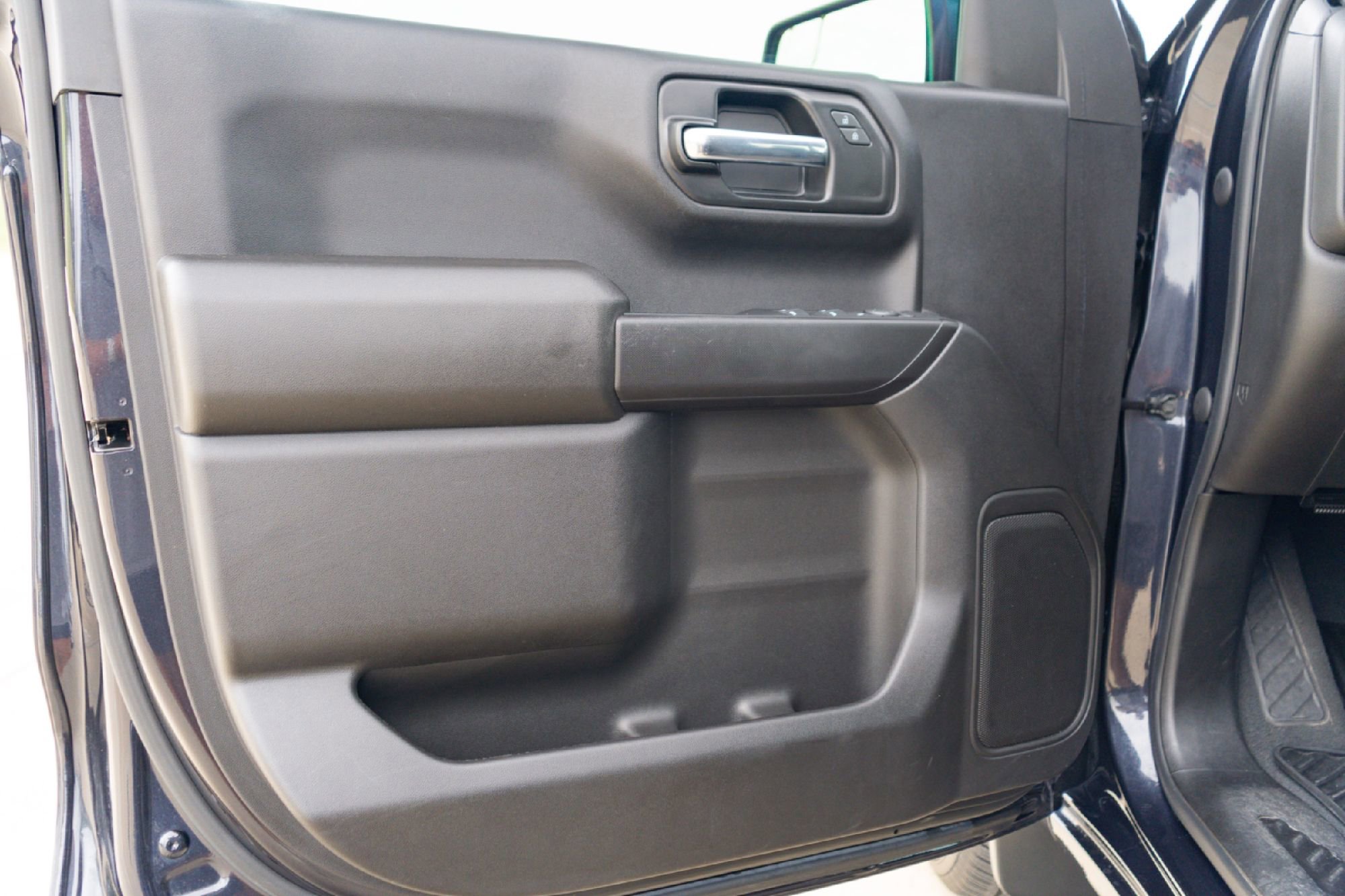 Used 2022 Chevrolet Silverado 1500 Custom image 20