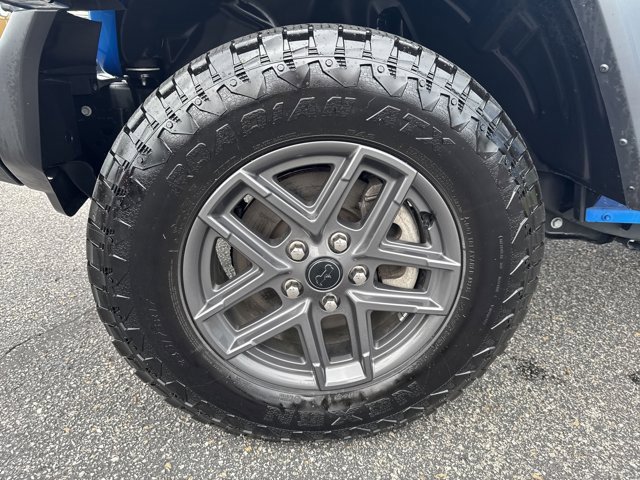 Used 2024 Jeep Wrangler Sport S image 11