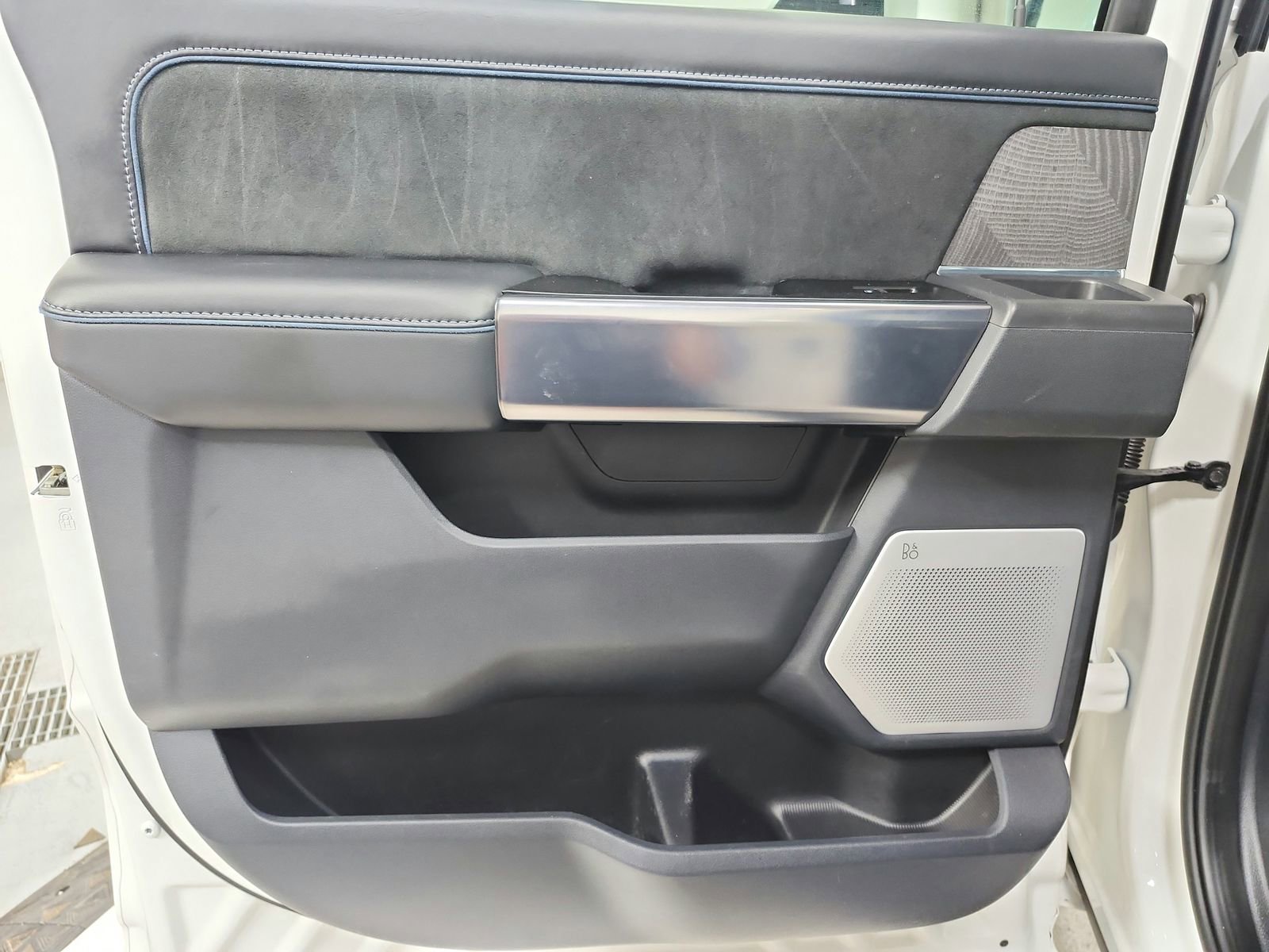 Used 2025 Ford F250 Platinum image 40