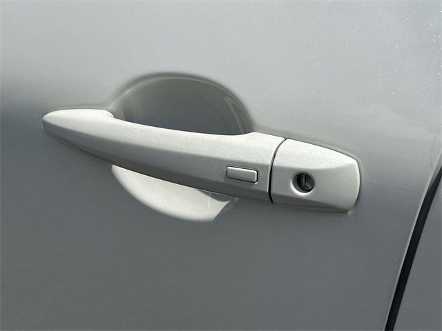 Certified 2023 Nissan Rogue SV image 29