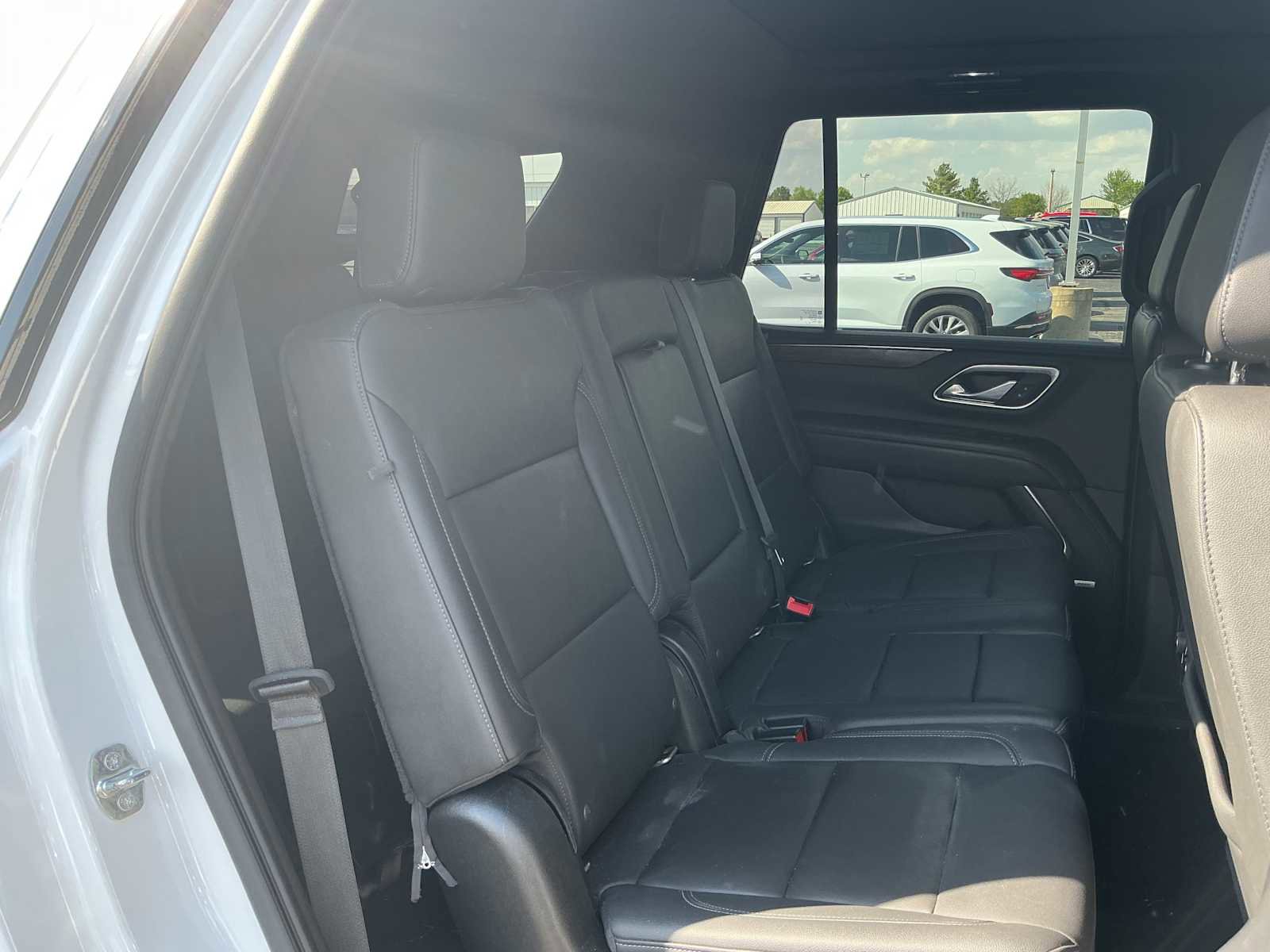 Used 2021 Chevrolet Tahoe LT w/ LT Signature Package AWD/4WD image 24