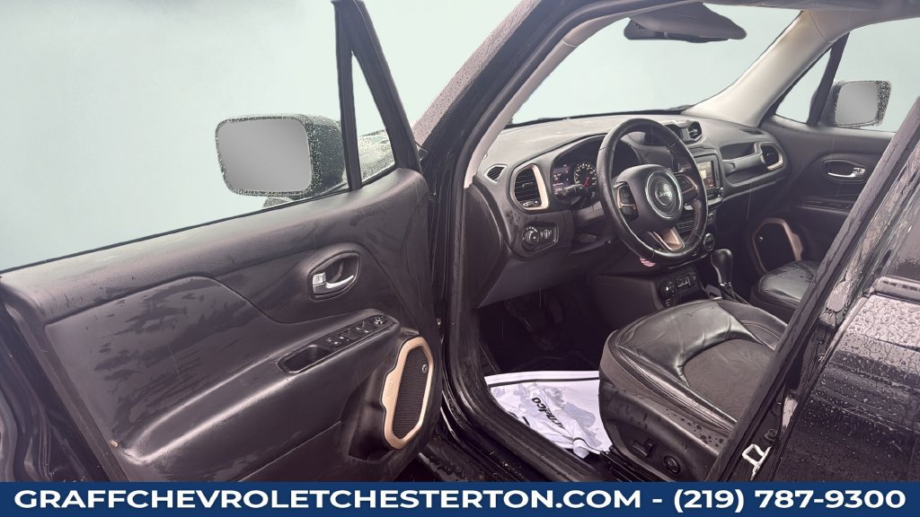 Used 2017 Jeep Renegade Trailhawk AWD/4WD image 23