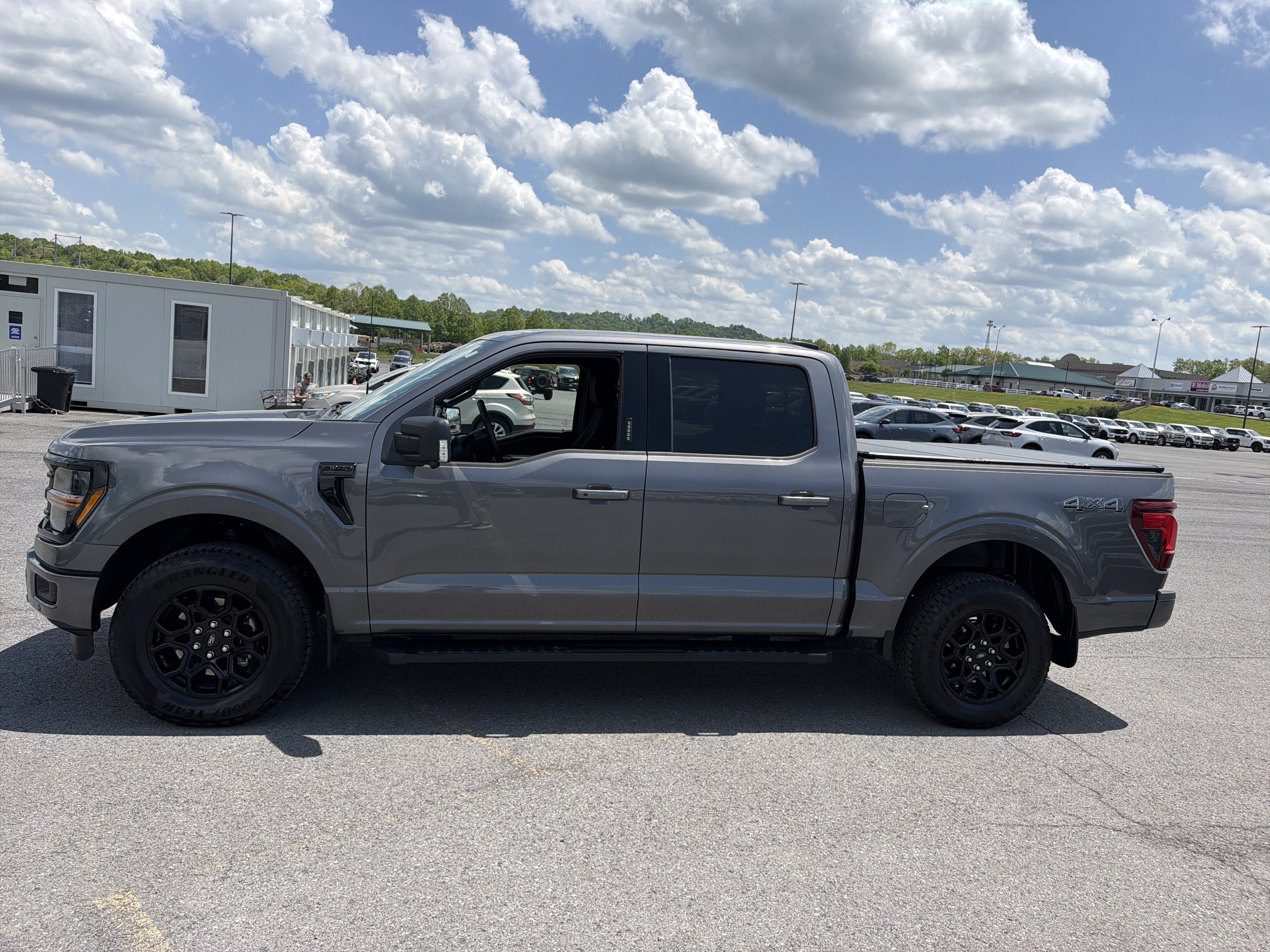 Used 2024 Ford F150 XLT w/ Equipment Group 302A MID AWD/4WD image 9