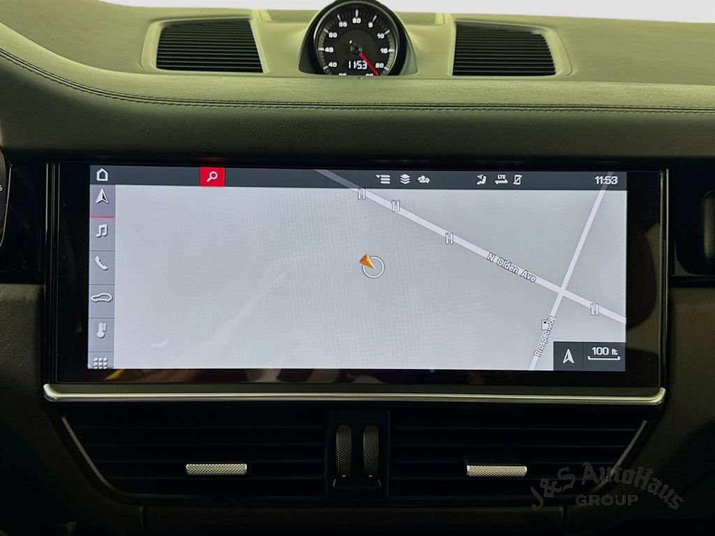 Used 2020 Porsche Cayenne Turbo w/ Assistance Package image 18