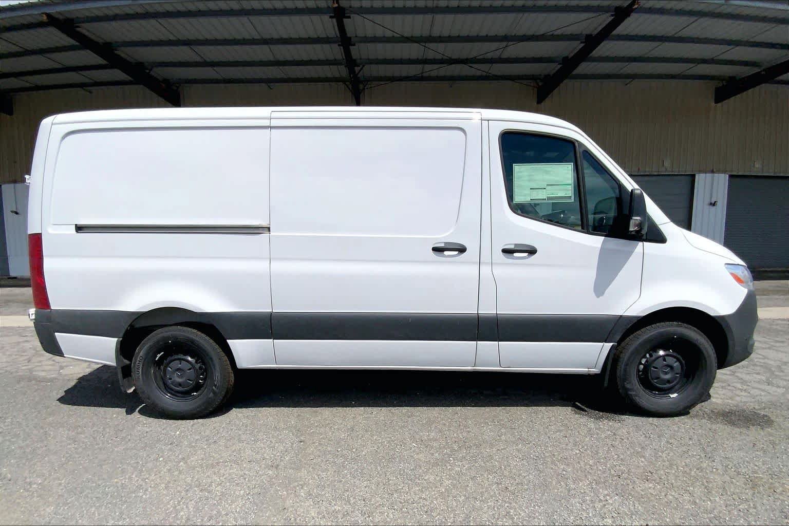 Used 2026 Mercedes-Benz Sprinter 2500 image 8