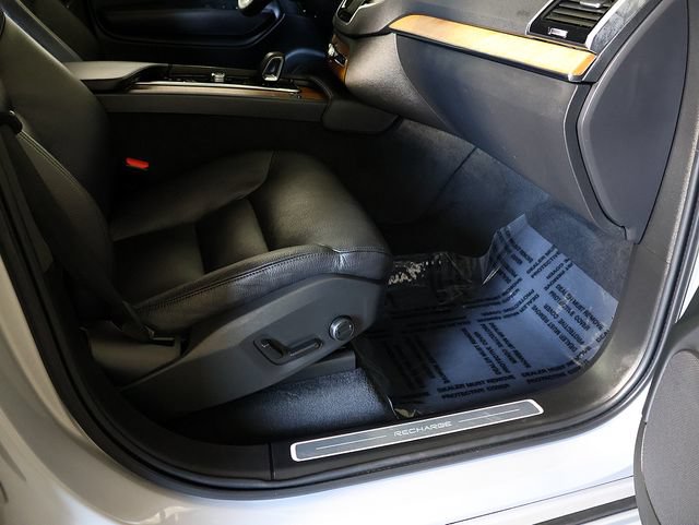 Used 2024 Volvo XC90 T8 Plus w/ Protection Package AWD/4WD image 40
