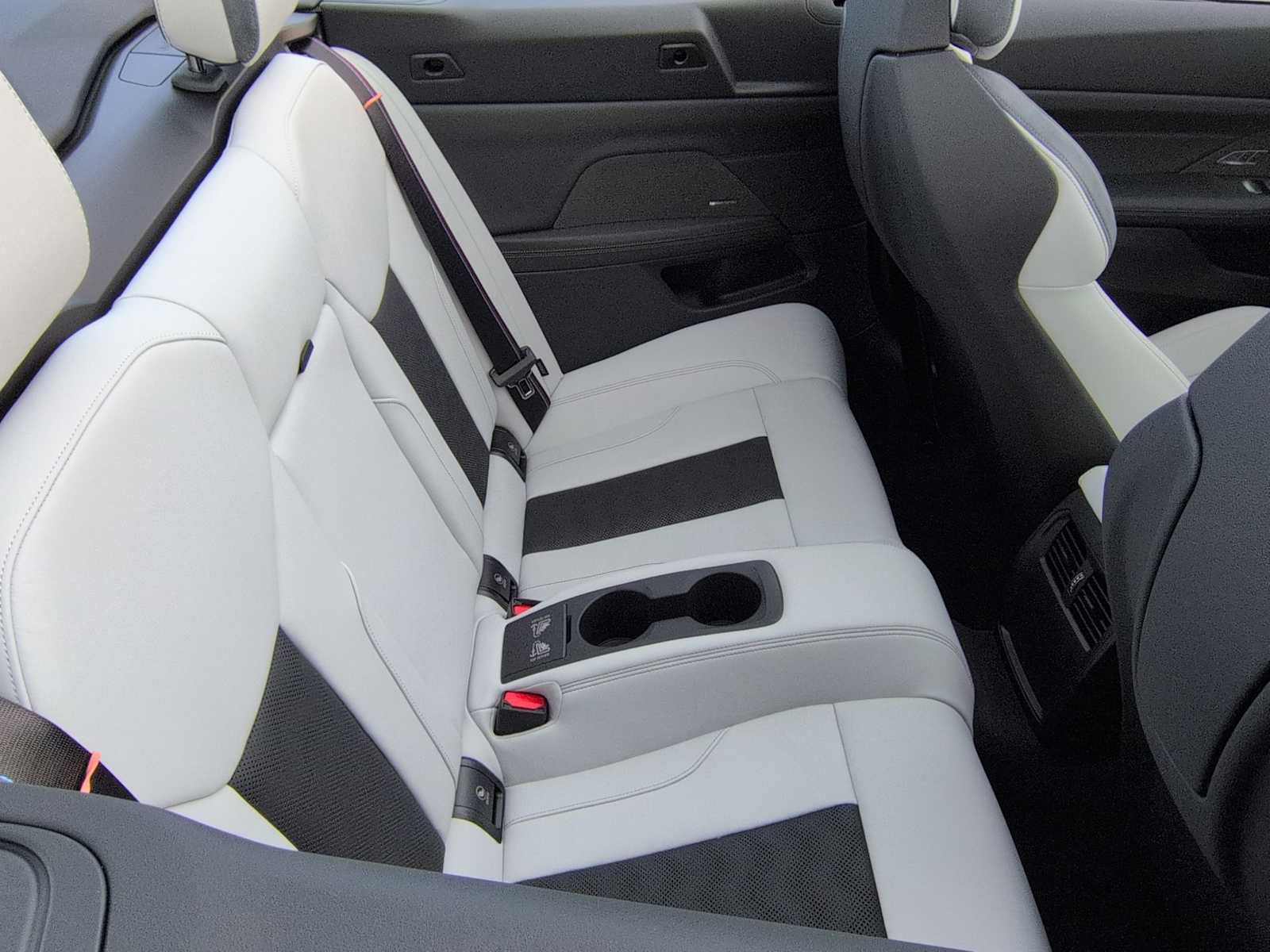 New 2027 BMW M4 xDrive Competition AWD/4WD image 22