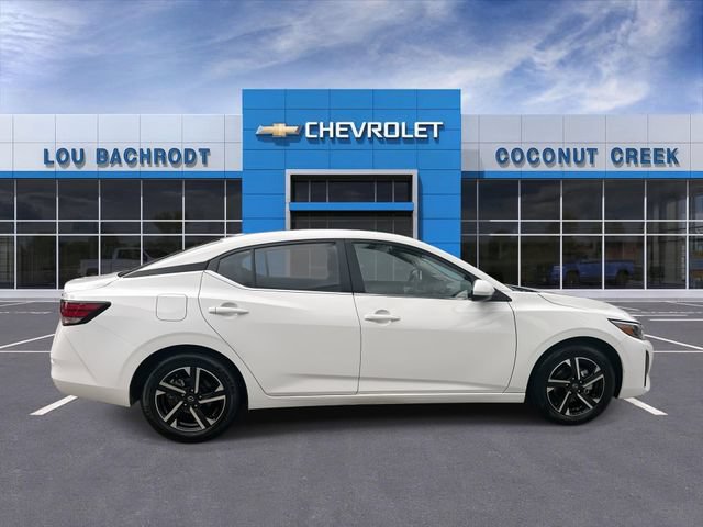 Used 2024 Nissan Sentra SV FWD image 9