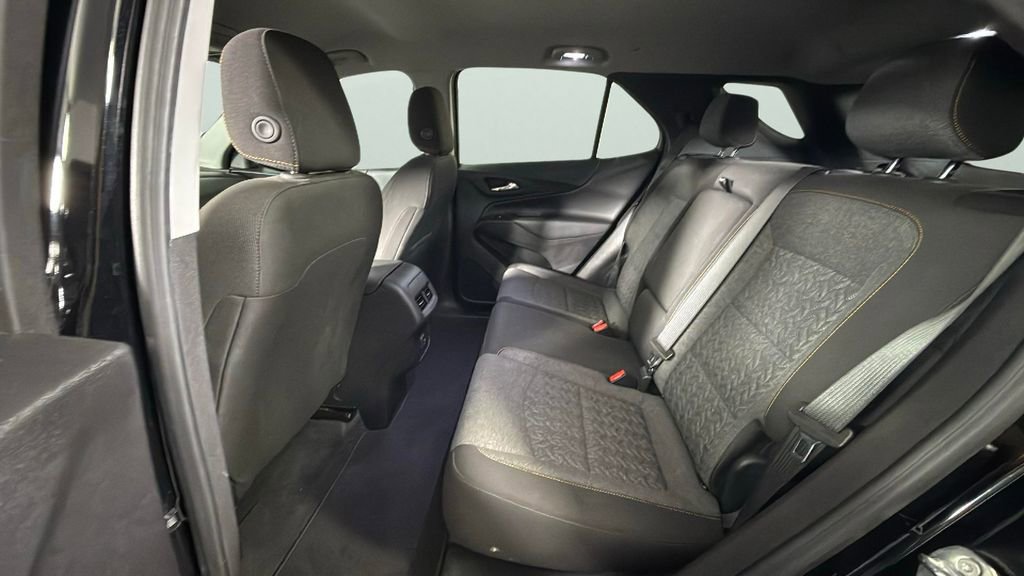 Used 2023 Chevrolet Equinox LT image 19