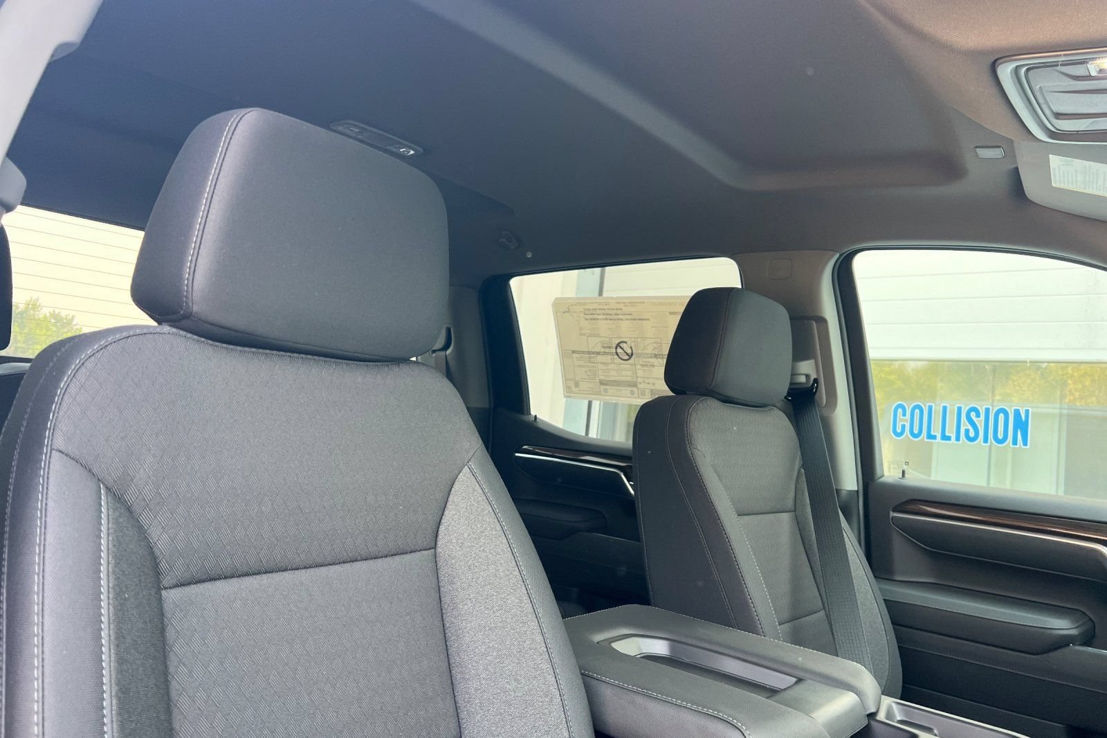 New 2026 Chevrolet Silverado 1500 LT AWD/4WD image 12