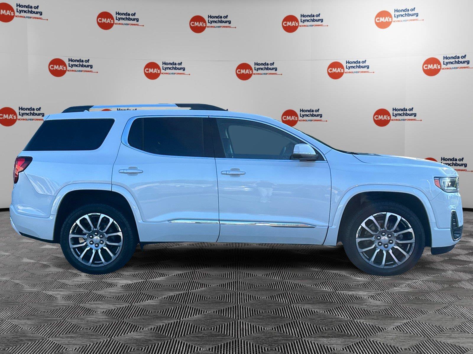 Used 2023 GMC Acadia Denali w/ Denali Ultimate Package AWD/4WD image 6