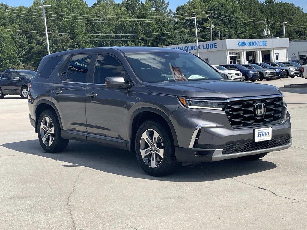 Used 2025 Honda Pilot EX-L image 5