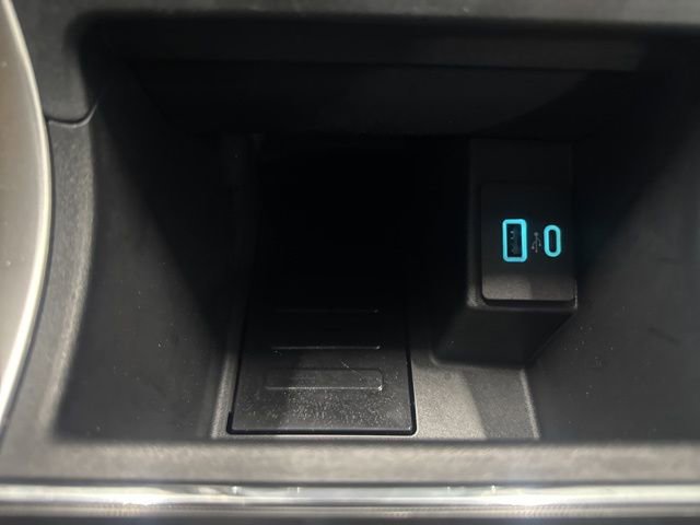 Used 2024 Ford Edge ST-Line w/ Class II Trailer Tow Package image 37